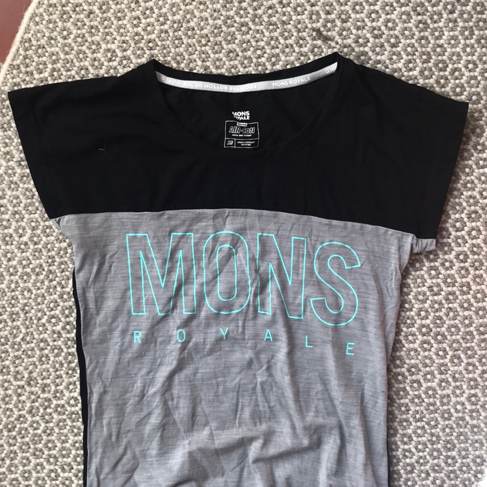 Mons Royale Merino Wool tee